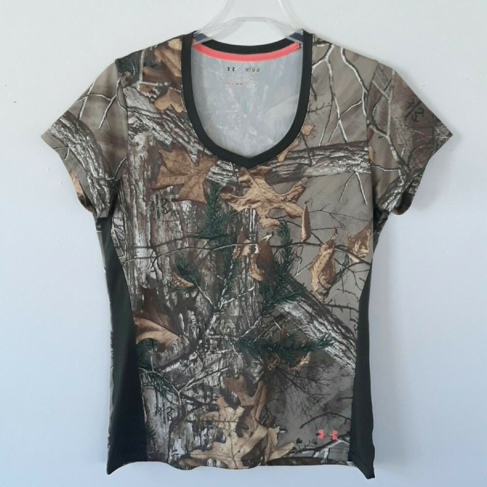 Under Armour Realtree Camo Heatgear V-Neck Fitted T-shirt